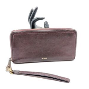 Fossil Logan Purple Clutch Wallet